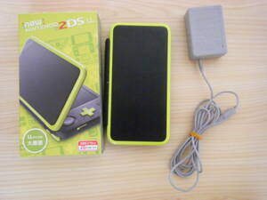 New Nintendo 2DS LL black × lime box attaching MicroSD card 32GB the first period . settled 