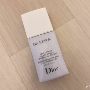 Dior ディオール スノーメイクアップベース　UV 35 ブルーシェード 30ml 化粧下地