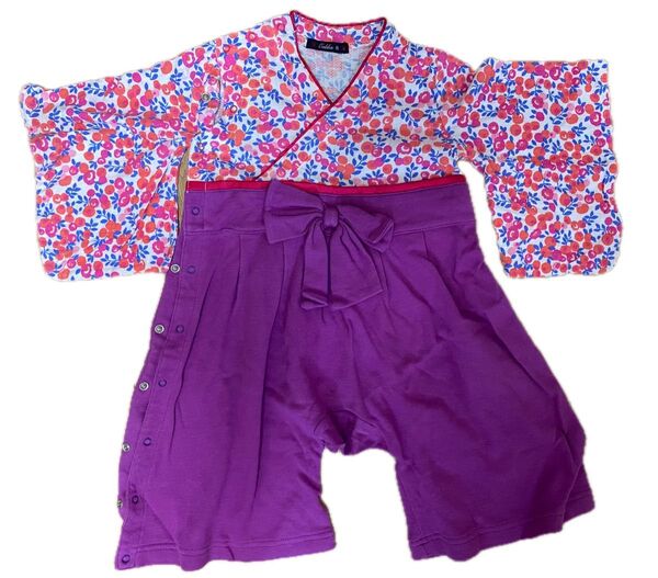 カルディアの袴ロンパース(サイズ80センチ)