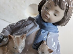 リアドロ　LLADRO 陶器　あたためて、あげるね　箱付き　ゆうパック　010.07023