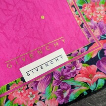 ジバンシィ GIVENCHY ハンカチ（47×48cm）綿100% レディース 花柄 ゴールドドット ショッキングピンク / ブルーミング中西_画像2