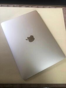 【中古・ジャンク品】Apple Macbook Retina 12（ゴールド）Early 2017 ,8GB,SSD-256GB