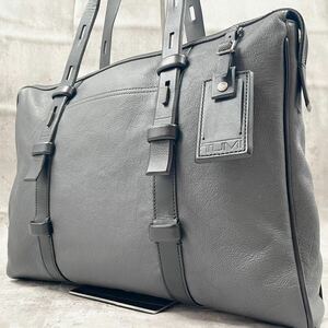 【美品 人気モデル】TUMI トゥミ メンズ ビジネス トートバッグ ヨーク ロゴ オールレザー 本革 グレイン A4◎ PC◎ ダークグレー 肩がけ