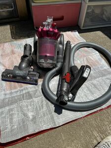 【中古品】ダイソン dyson サイクロン掃除機 DC26