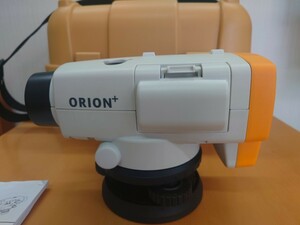 トプコンオートレベル　オリオンAT-100D　 測量機器　ジャンク品エラー番号(1)が出ています。　　