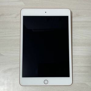 【中古】【美品】Apple iPad mini（第5世代/2019） Wi-Fiモデル 64GB ゴールド MUQY2J/Aの画像2