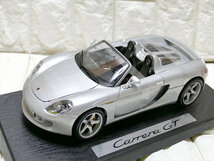 未使用　ポルシェ　カレラ　GT　1/18_画像3