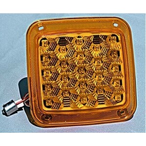 LED角型テールランプ 単体 ソケット式 アンバー（橙） 24Vの画像1