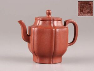  China old . Tang thing . tea utensils . mud purple mud purple sand "hu" pot tea "hu" pot small teapot . seal era thing finest quality goods the first soup goods C6146