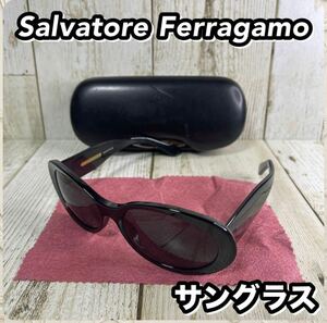 Salvatore Ferragamo サルヴァトーレフェラガモ サングラス ケース メガネ拭き