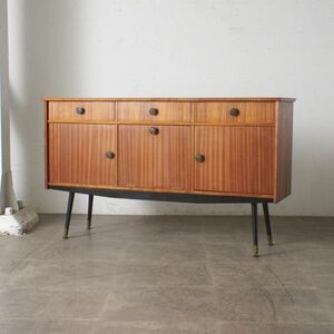 IZ78347F* England Vintage sideboard Northern Europe style cabinet with legs to-la living board Mid-century Vintage 