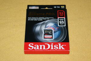 【未開封品】SanDisk 　サンディスク　SDHCカード　32GB　SDSDXXG-032G-GN4IN