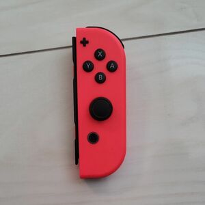 Nintendo Switch　ジョイコン　(R)ネオンレッド　ジャンク