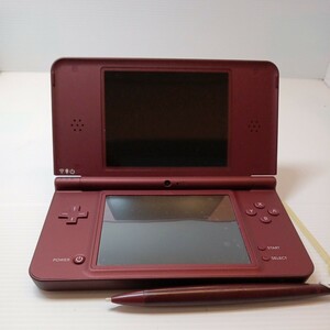 ニンテンドーDSi LL（ワインレッド）