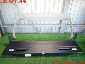 2UPJ-11781578]BMW X5(FE30 E70)バックドア内張り 中古