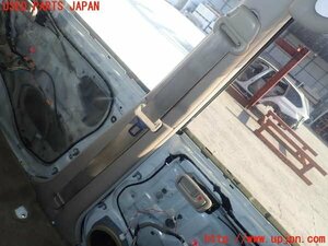 2UPJ-11867045]ランクル100系(UZJ100W)運転席シートベルト 中古
