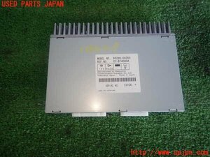 2UPJ-11866525]ランクル100系(UZJ100W)アンプ 中古