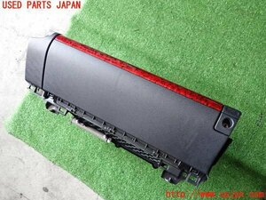 2UPJ-99427516]レクサス・IS300h(AVE30)グローブボックス1 中古