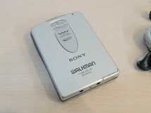 ジャンク ソニー カセットウォークマン WM-WX1 ワイヤレスイヤホン付き Walkman_画像6