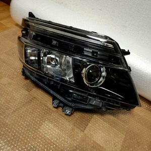 希少 80 ヴォクシー 前期 純正 ヘッドライト 右 運転席側 ZRR80 85 ZWR 80 LED ICHIKOH28-229 打刻L ② 棚C365 検索) テール グリル フォグ