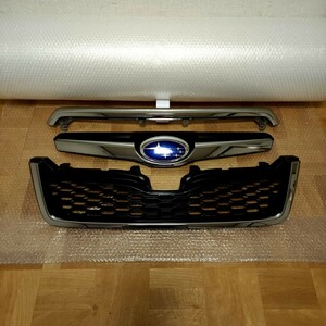 希少 良品 スモークメッキ Subaru Forester SJG SJ5 Genuine フロント Grille 3分割 set SJ ラジエーターGrille 棚C433