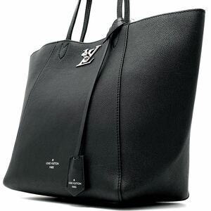 1円【美品】LOUIS VUITTON ルイヴィトン ロックミー トートバッグ ハンド LV カバ レザー ターンロック ブラック 肩掛け A4収納 チャーム