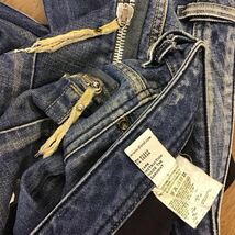 【FE196】DIESEL W36 色落ち加工 ダメージ加工 ジーンズ ジーパン デニムパンツ メンズブランド古着 ディーゼル 送料無料_画像7