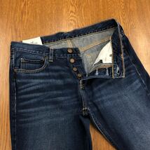 【FE107】HOLLISTER W33 L32 色落ち加工 ブーツカット ジーンズ ジーパン デニムパンツ メンズブランド古着 ホリスター 送料無料_画像4