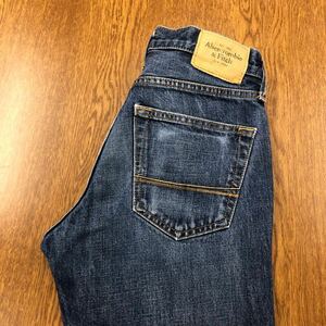 【FE148】Abercrombie&Fitch W28 L30 色落ち加工 ジーンズ ジーパン デニムパンツ メンズブランド古着 アバクロンビー＆フィッチ 送料無料