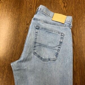 【FE186】HOLLISTER W33 L32 色落ち加工 ジーンズ ジーパン デニムパンツ ストレッチ生地 メンズブランド古着 ホリスター 送料無料