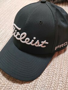 新品 未使用 Titleist タイトリスト キャップ ブラック ホワイト ストレッチ 紫外線カット 抗菌 吸水速乾 帽子 メンズ ゴルフウェア 黒 白