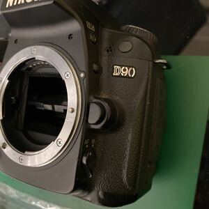 Nikon D90修理します