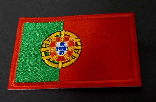 赤緑PTポルトガル国旗■新品 ポルトガル portugal国旗 刺繍ワッペン■激シブ■サッカー レース■オートバイ バイク■洋服・衣類・衣服DIY