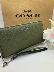 新品　未使用　COACH コーチ モスグリーン長財布　箱、紙袋付き