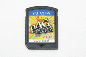 【質Banana】ソフト単品 PS Vita P4G ペルソナ4 ザ・ゴールデン 付属品ナシ レタパ発送