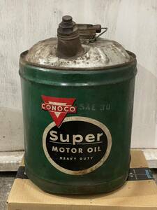 CONOCO oil can 5 gallon american garage interior Vintage antique collection display objet d'art 