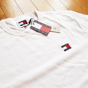 【新品】トミーヒルフィガー Lサイズ TOMMY JEANS ロゴ Tシャツ ホワイト ワンポイント トミージーンズの画像6