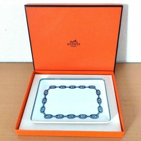 【新品】エルメス　HERMES　食器　シューヌダンクル　スクエアプレート 箱付 角皿