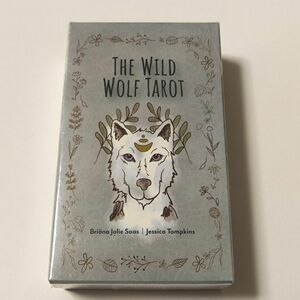 the WILD WOLF TAROT タロットカード ルノルマン オラクル