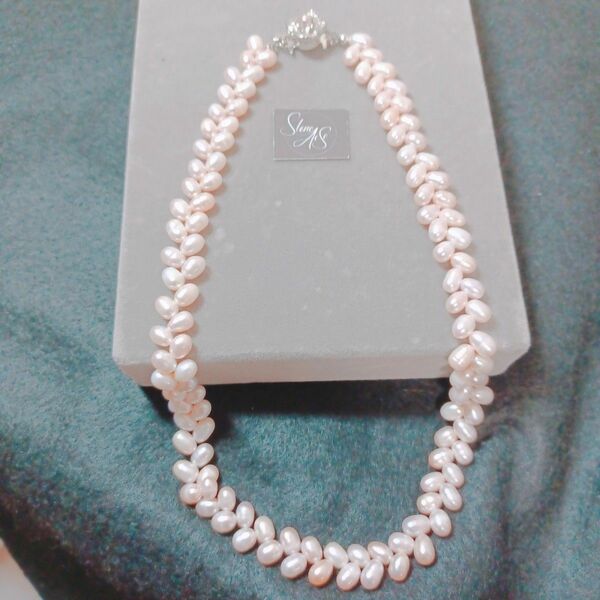 【新品】本物真珠 パープル 淡水パール Vアレンジメント ネックレス