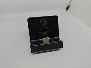 Nintendo Switch 充電スタンド フリーストップ式