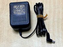 完動品　ACアダブター　4.5V-700mA