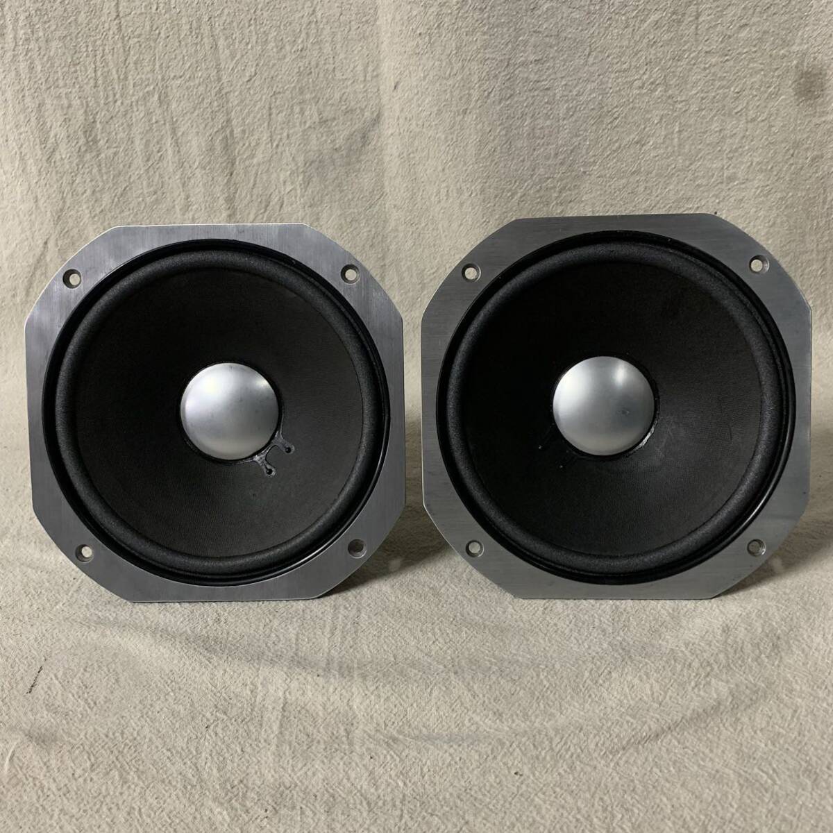 高域ドライバー保護用コンデンサ 8オームドライバー 1000Hz 16オーム 500Hz 以上用 ステレオペア232729ー8 高域ドライバー保護用コンデンサ 8オームドライバー 1000Hz 16オーム 500Hz 以上用 ステレオペア232729ー8