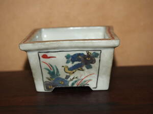 [ Yamato soul ][ Kutani beautiful .] overglaze enamels amount go in flower . bird red . geometrical pattern map out . cut legs regular person pot * width 6.5. era attaching ** gorgeous ..