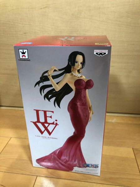 ONE PIECE ワンピース ボア・ハンコック LADY EDGE WEDDING 赤色 レッド 新品未開品 即購入可能 送料込