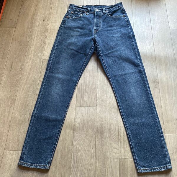 送料無料 古着ジーンズ【Levi's501 Sサイズ】ウエスト→約69cm