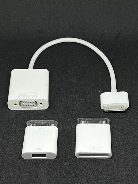 Dockコネクタ用アダプター3種類（アップル純正 Apple iPad Camera Connection Kit、VGA）