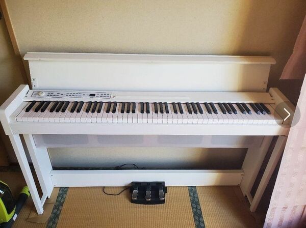 ジャンク品　電子ピアノ　korg