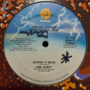 PHIL HURTT / GIVING IT BACK / WHERE THE LOVE IS /BIG NOYD featuring HAVOC,AIR IT OUT ネタ/ALCHEMIST,ISLAND DISCO 