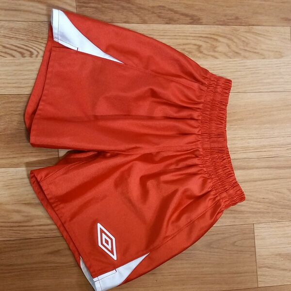 umbro サッカーパンツ 120 中古